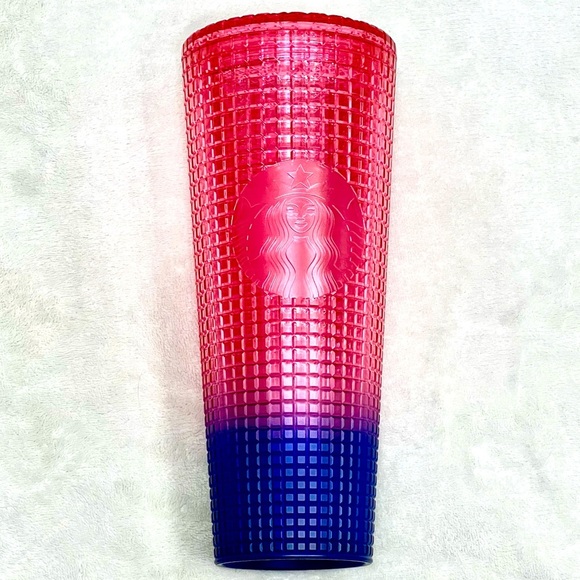 Starbucks Summer 2022 Grid Gradient Tumbler Pink/Blue Fade Venti 24oz Cold Cup - Picture 1 of 3